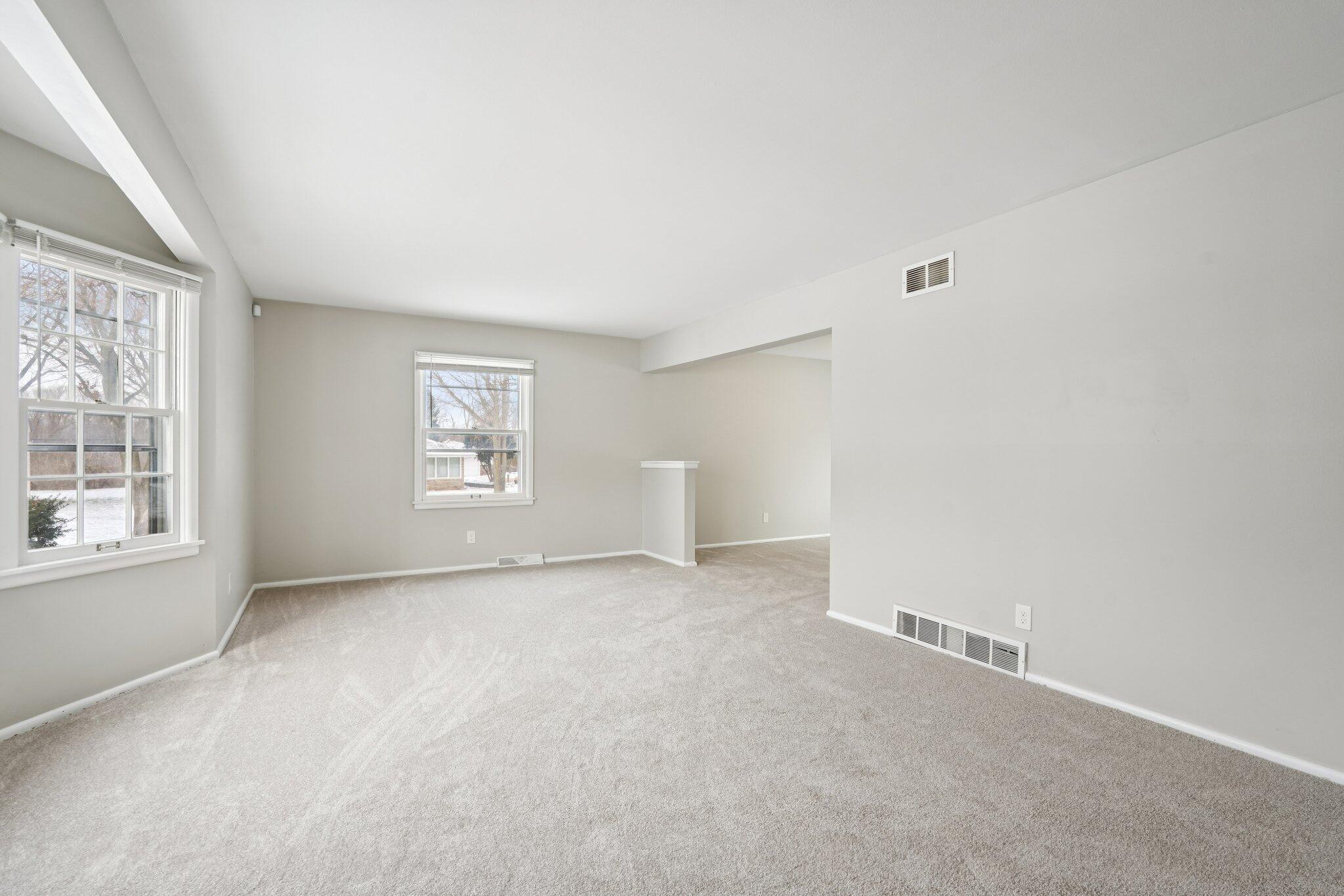 9630 West Rio Street Milwaukee, WI 53225 - Photo 6 of 24 11-web-or-mls-W Rio St-S3012-011