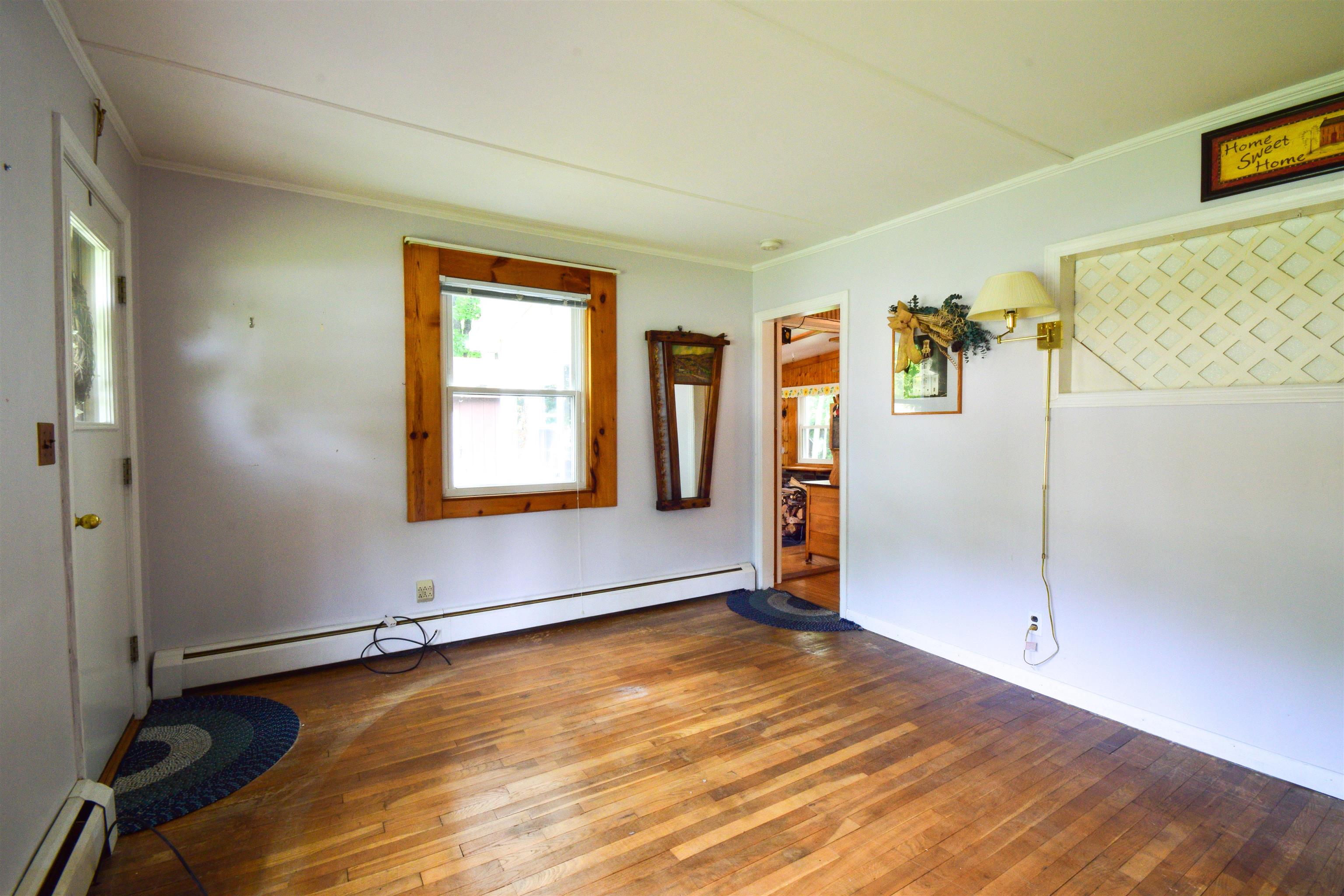 87 Oakes Street Bennington, VT 05201 - Photo 11 of 28 Gallery Image 11