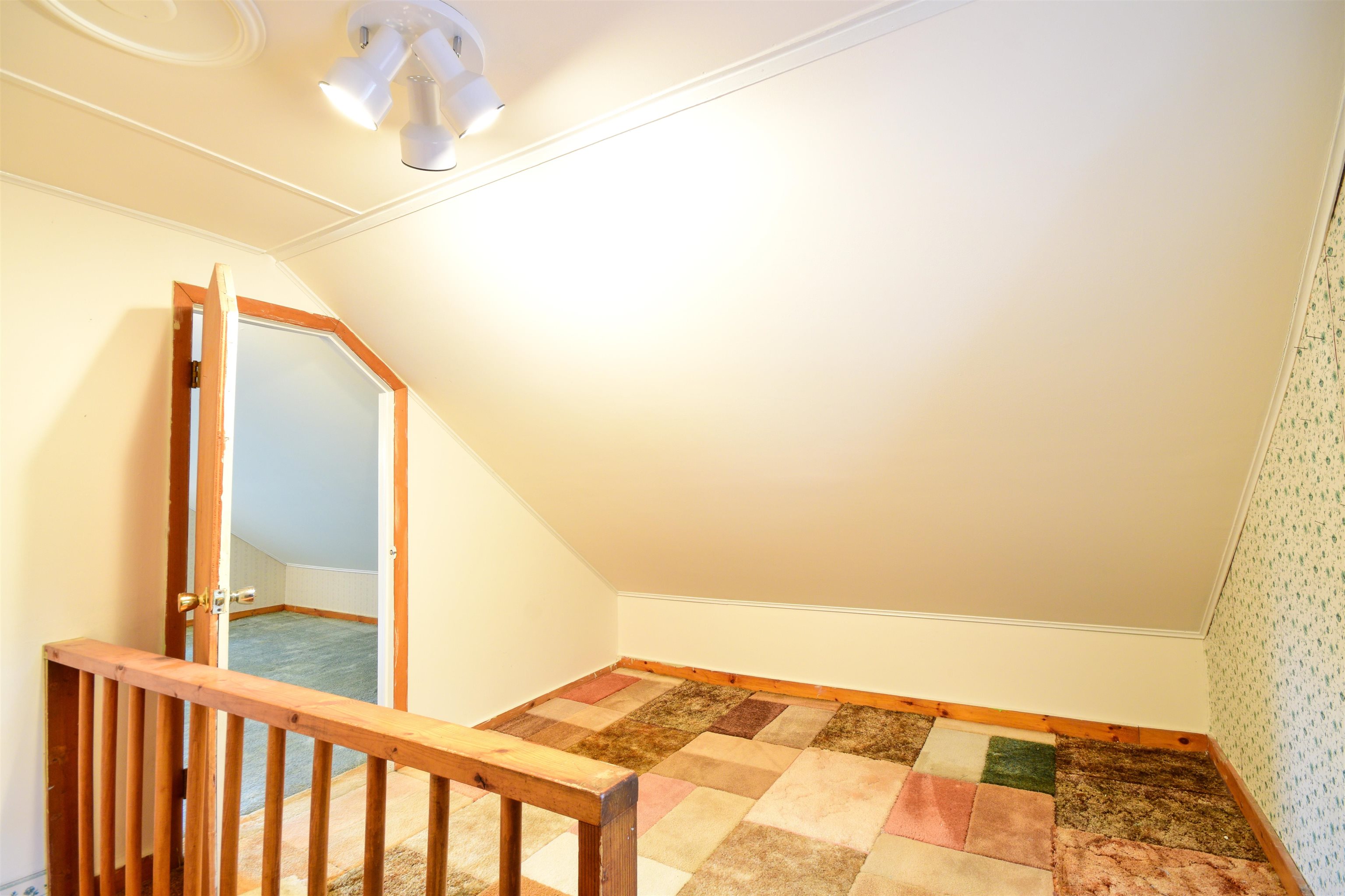 87 Oakes Street Bennington, VT 05201 - Photo 19 of 28 Gallery Image 19