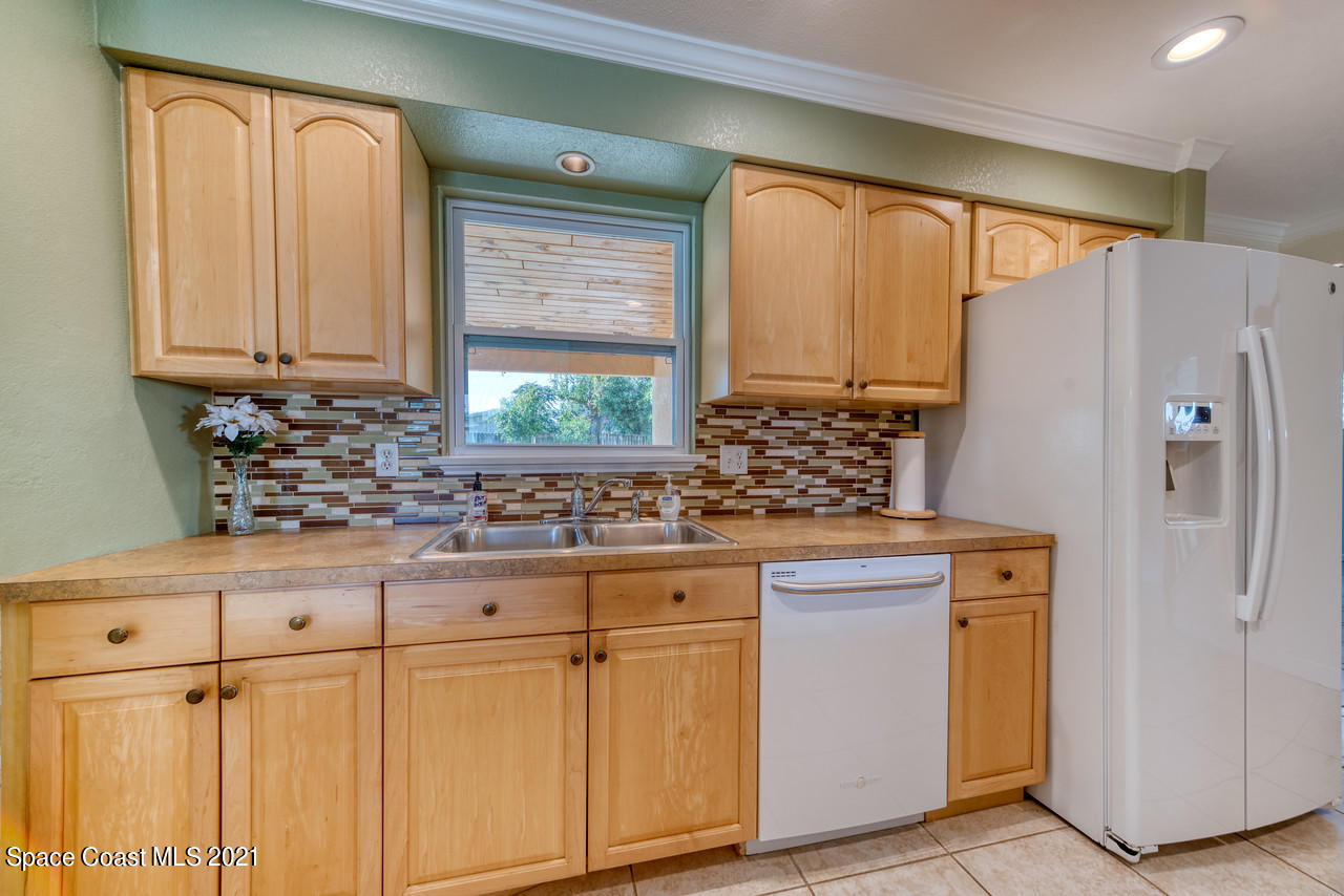 2517 Locksley Road Melbourne, FL 32935 - Photo 17 of 30 Photo 17