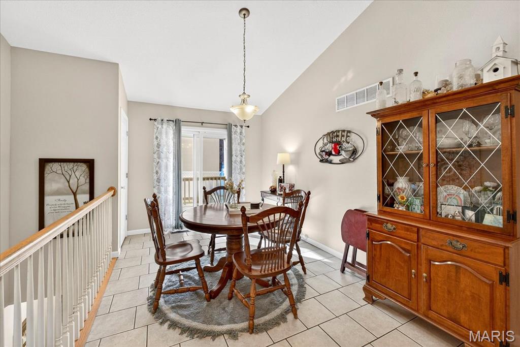 344 Jarvis Court, Unit B Troy, IL 62294 - Photo 10 of 25