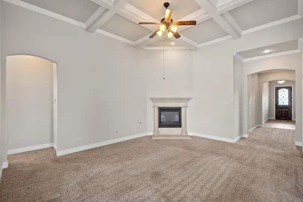 $329,900 | 114 Thoroughbred Street, Waxahachie, TX 75165