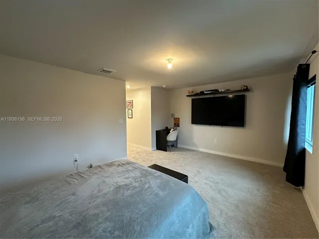 a view of a livingroom with an empty space