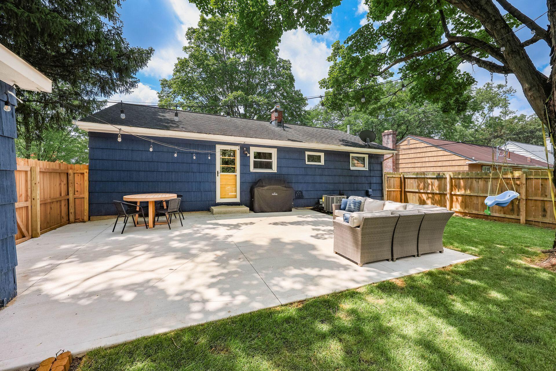 2486 Cranford Road Columbus, OH 43221 - Photo 32 of 35 Enjoy