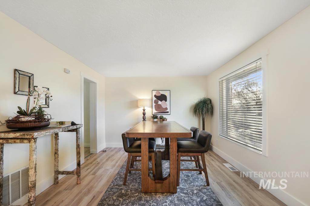 818 Center Street East Kimberly, ID 83341 - Photo 4 of 26