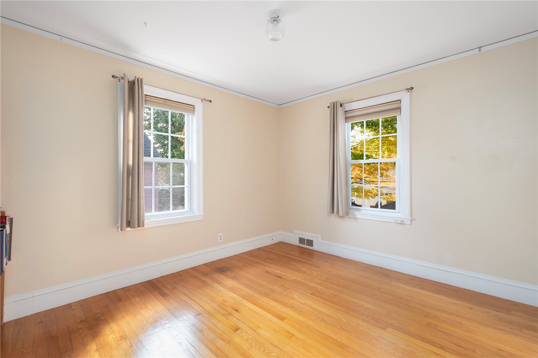 27 Overhill Road Providence, RI 02906 - Photo 25 of 35