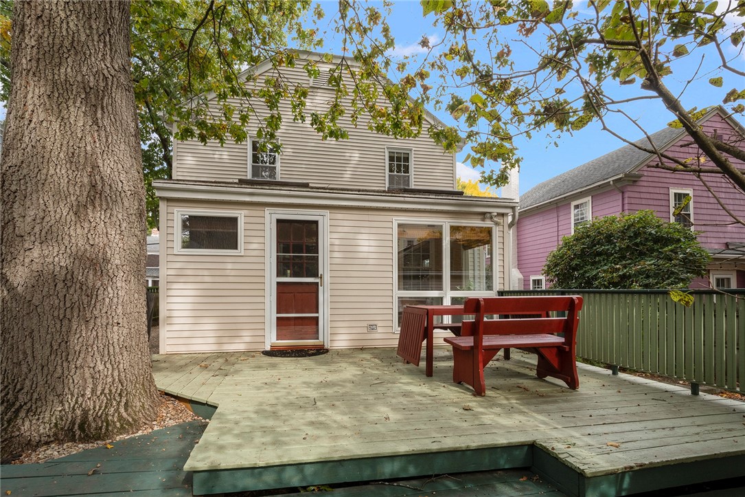 27 Overhill Road Providence, RI 02906 - Photo 29 of 35