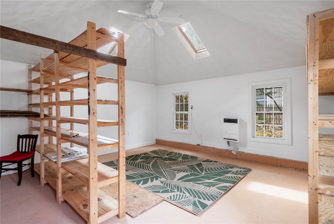 27 Overhill Road Providence, RI 02906 - Photo 32 of 35