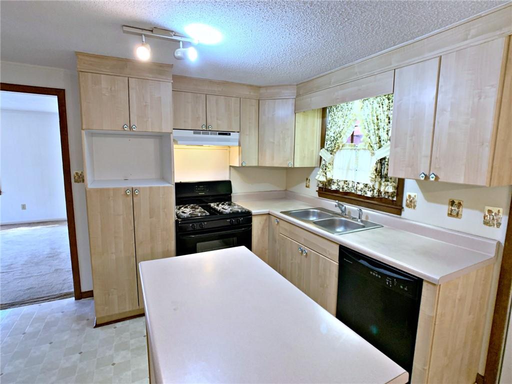 4033 Section House Road Hickory, NC 28601 - Photo 6 of 25 Gallery Image 6