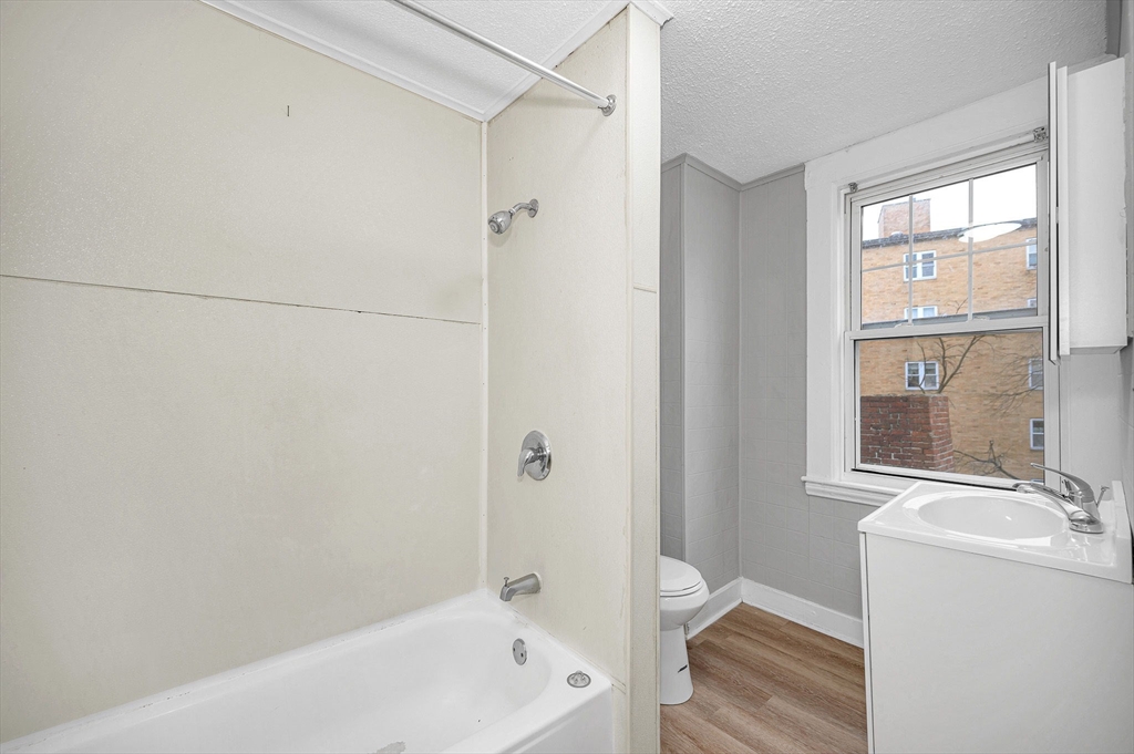 110 Appleton Street, Unit 3 Lowell, MA 01852 - Photo 6 of 11