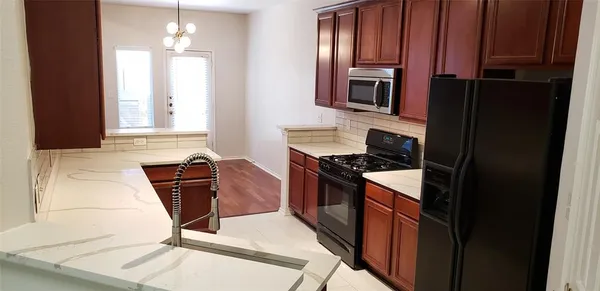 $2,200 | 3237 Parma Lane, Plano, TX 75093