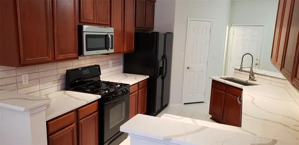 $2,200 | 3237 Parma Lane, Plano, TX 75093