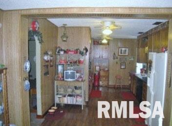 1253 Country Club Road Metropolis, IL 62960 - Photo 7 of 18