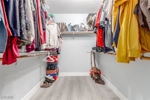 $614,999 | 6343 Mahogany Peak Avenue, Las Vegas, NV 89110