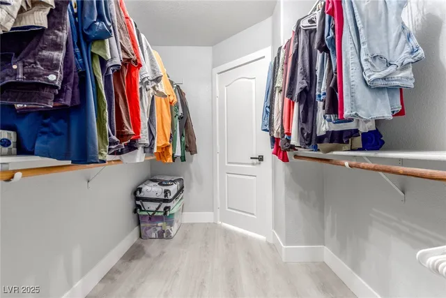 $614,999 | 6343 Mahogany Peak Avenue, Las Vegas, NV 89110