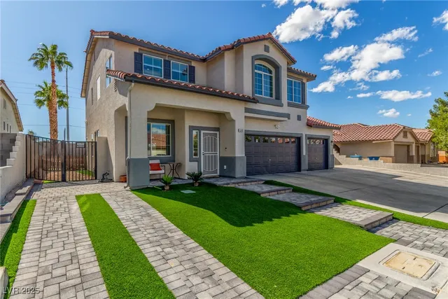 $614,999 | 6343 Mahogany Peak Avenue, Las Vegas, NV 89110
