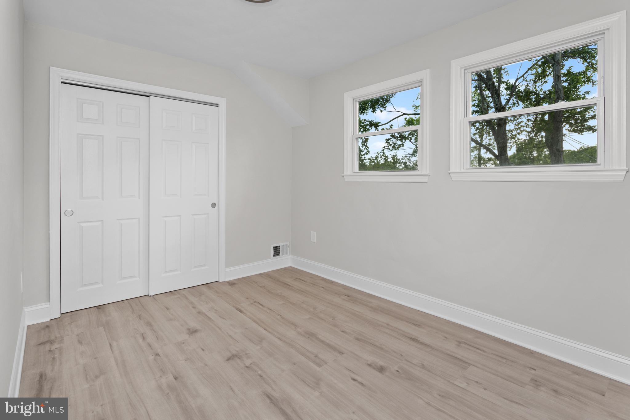 256 Ewingville Road Ewing, NJ 08638 - Photo 20 of 38