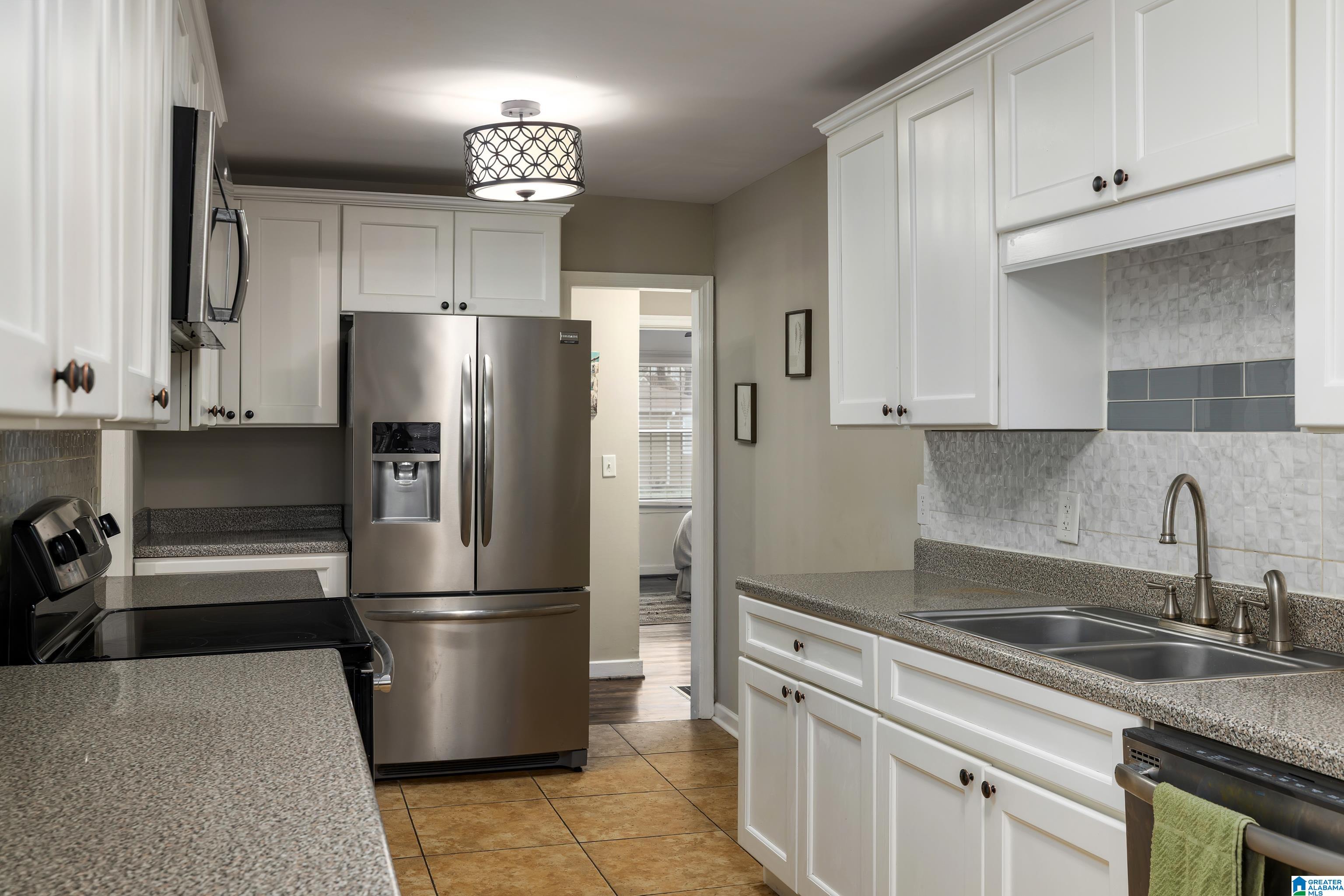 252 Kent Lane Birmingham, AL 35209 - Photo 18 of 37