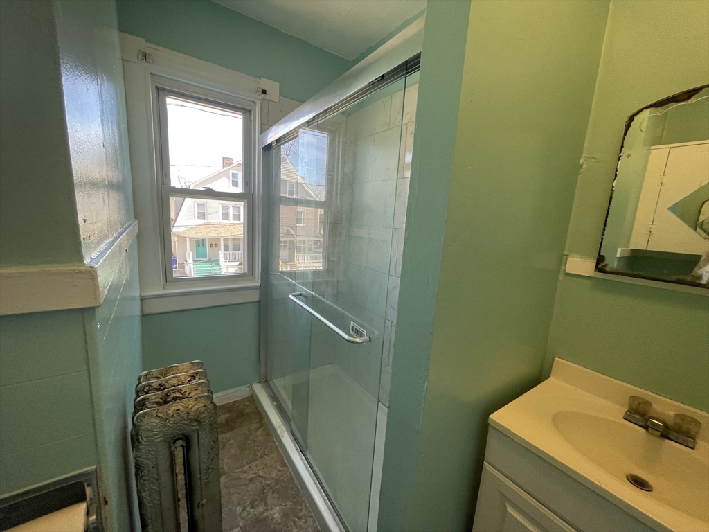 735 Belmont Avenue, Unit 2 Springfield, MA 01108 - Photo 10 of 15