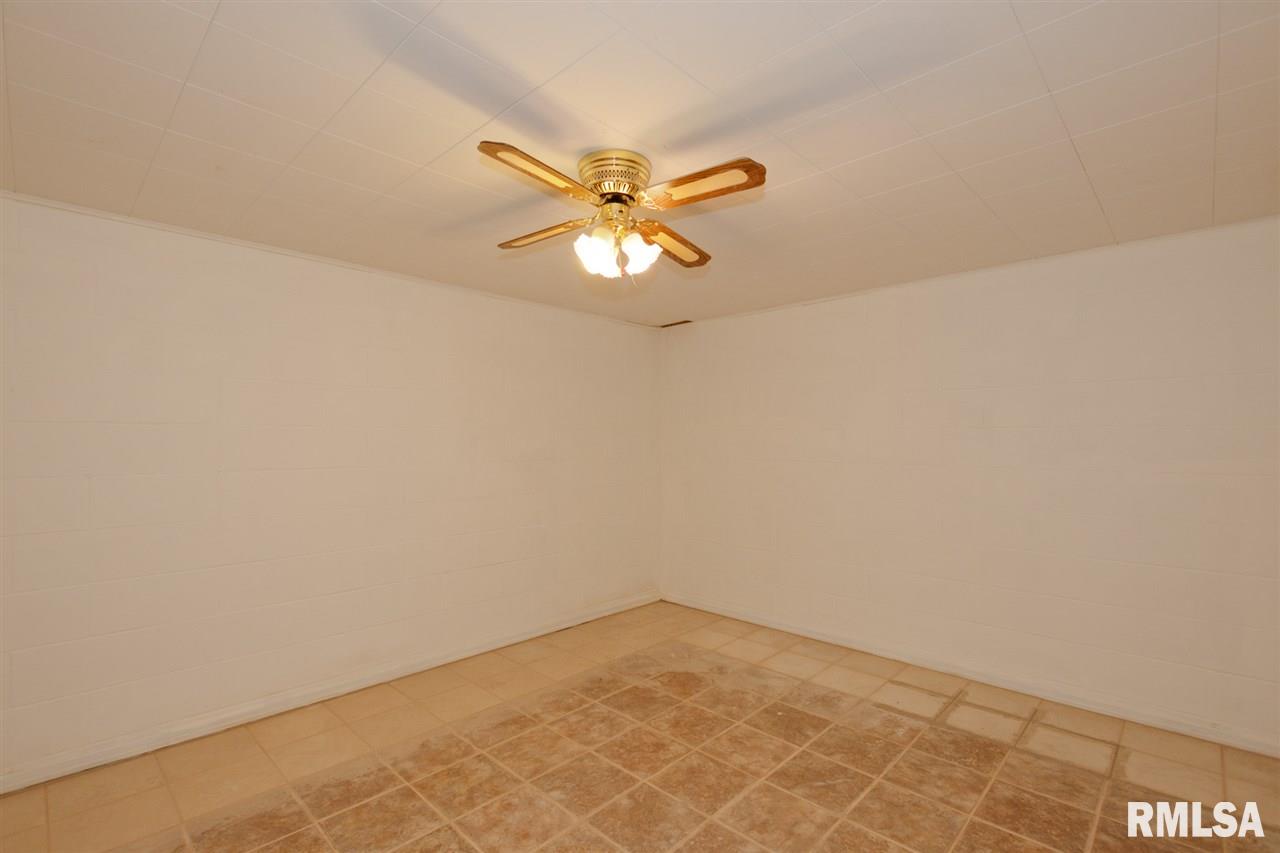 555 Brentwood Road Morton, IL 61550 - Photo 28 of 35 Gallery Image 28