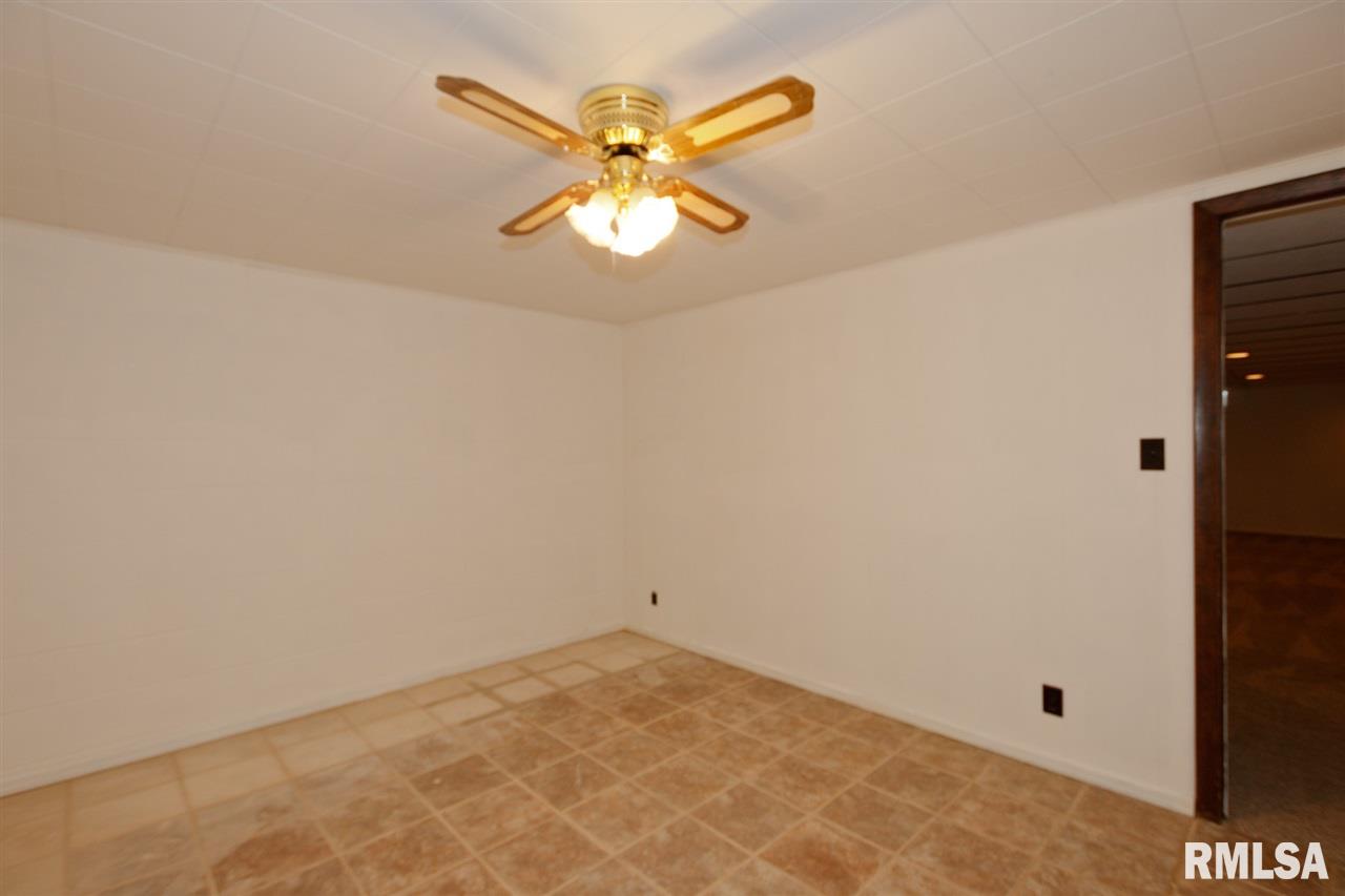 555 Brentwood Road Morton, IL 61550 - Photo 29 of 35 Gallery Image 29