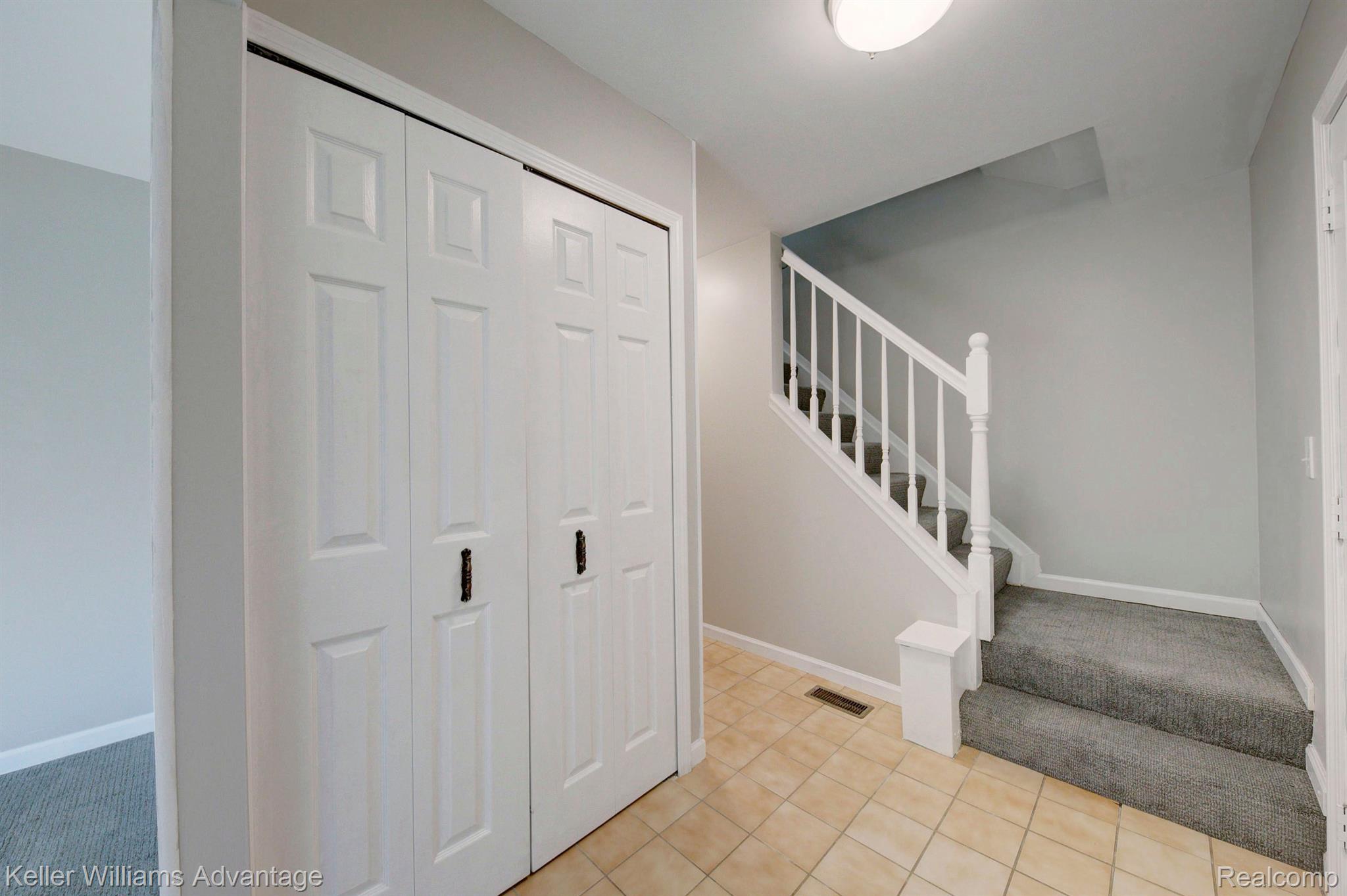 22364 Mill Road Novi, MI 48375 - Photo 17 of 61