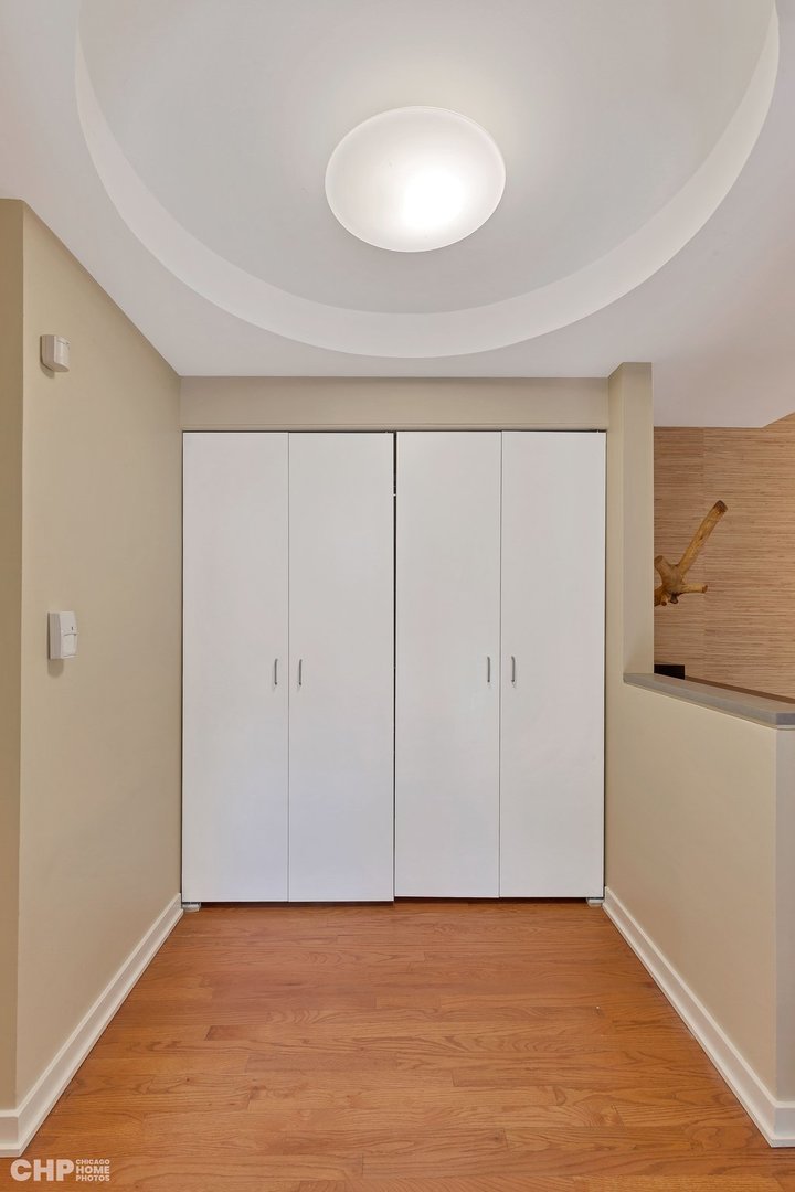 918 West Fletcher Street, Unit A Chicago, IL 60657 - Photo 27 of 30