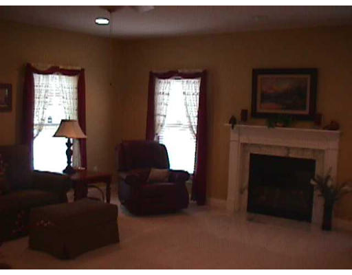 76 Rachael Terrace Westfield, MA 01085 - Photo 4 of 15 Gallery Image 4