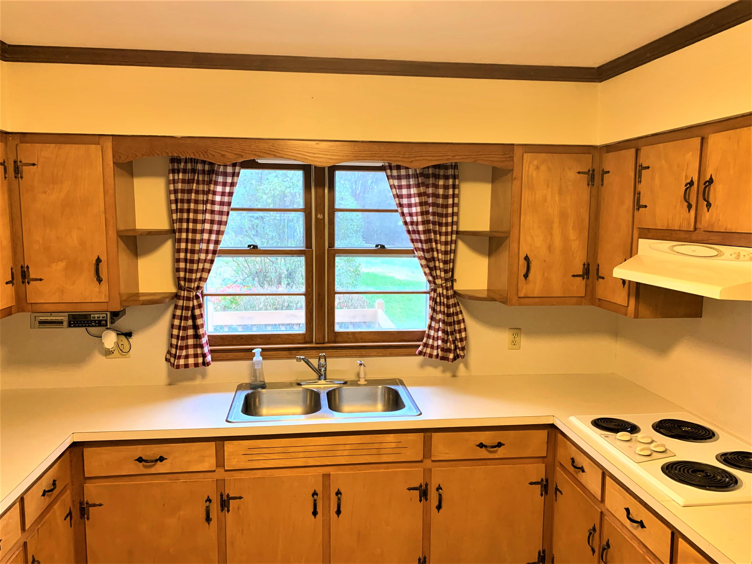 1104 Anthony Road Frankford, WV 24938 - Photo 14 of 33 Gallery Image 14