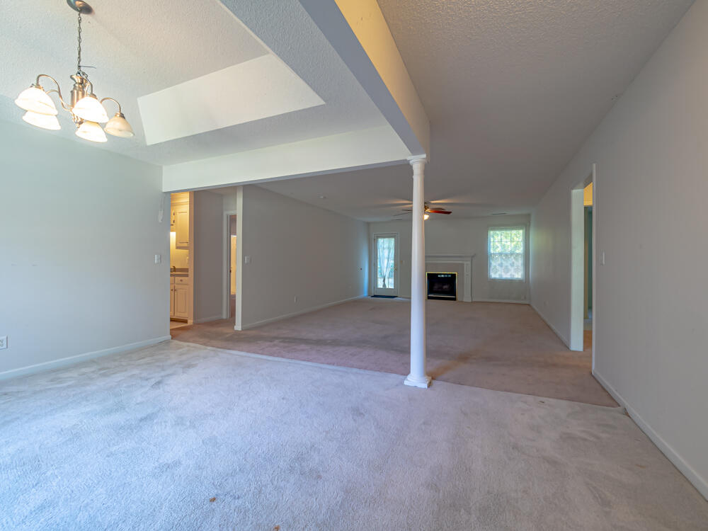 70 Pinnacle Court Sumter, SC 29154 - Photo 2 of 38 10-70PinnacleCt