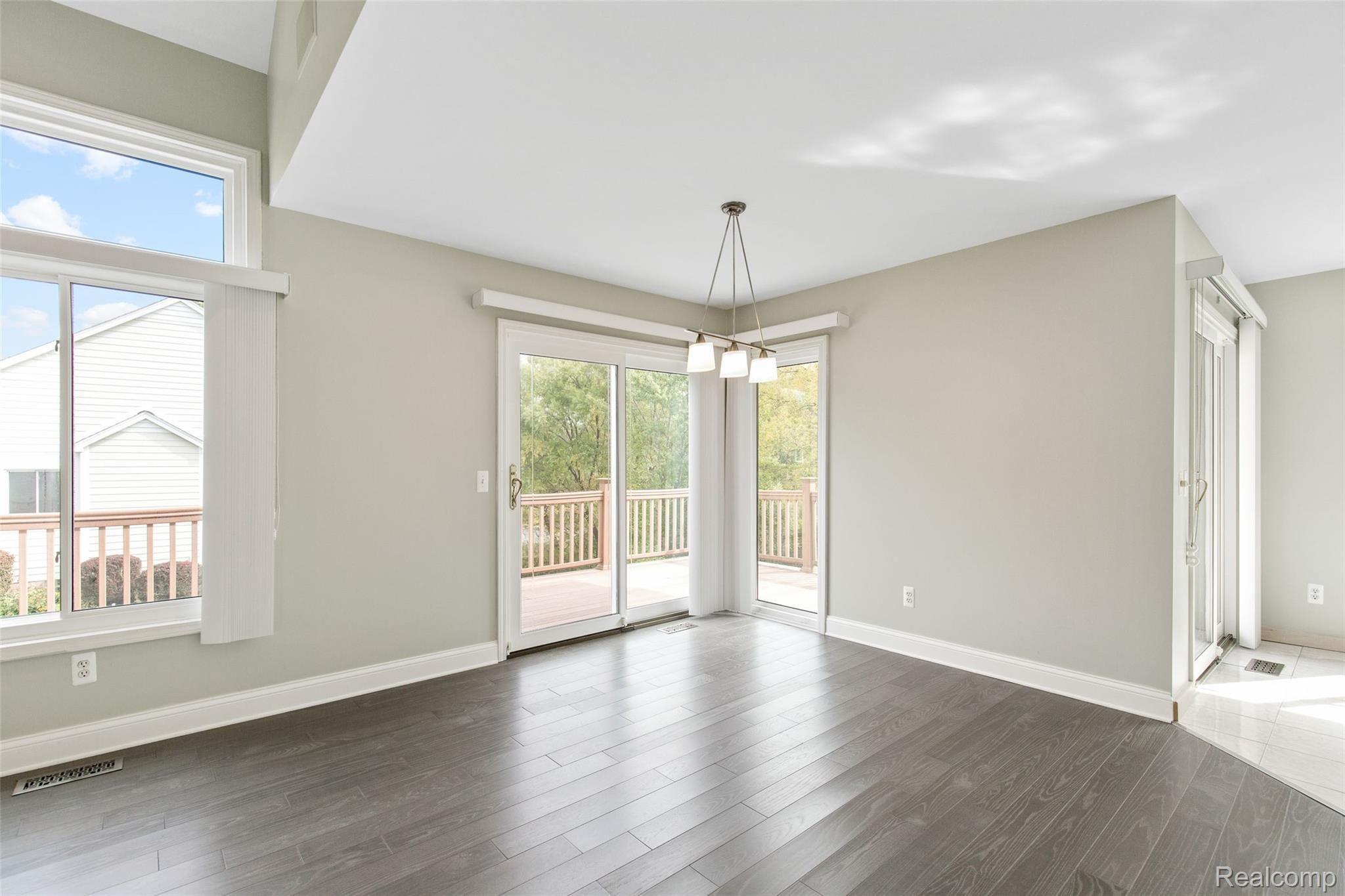 3327 Fairgrove Terrace Rochester, MI 48309 - Photo 15 of 55 592A6239.jpg