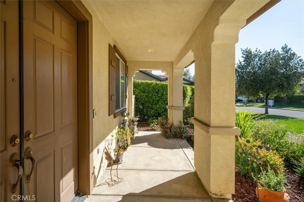 29370 Las Brisas Road Valencia, CA 91354 - Photo 5 of 57 Gallery Image 5