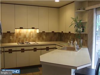 454 Probasco Road East Windsor, NJ 08520 - Photo 3 of 4