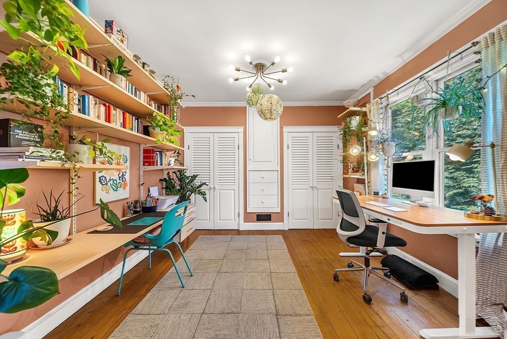 77 Brook Road Weston, MA 02493 - Photo 22 of 37 Gallery Image 22