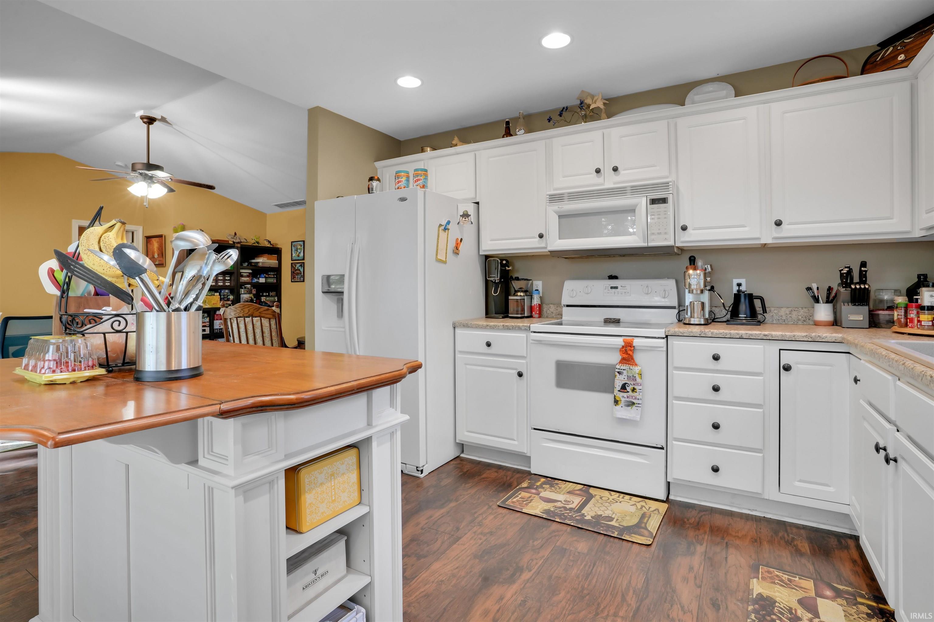 4244 Country Ridge Drive Newburgh, IN 47630 - Photo 11 of 26