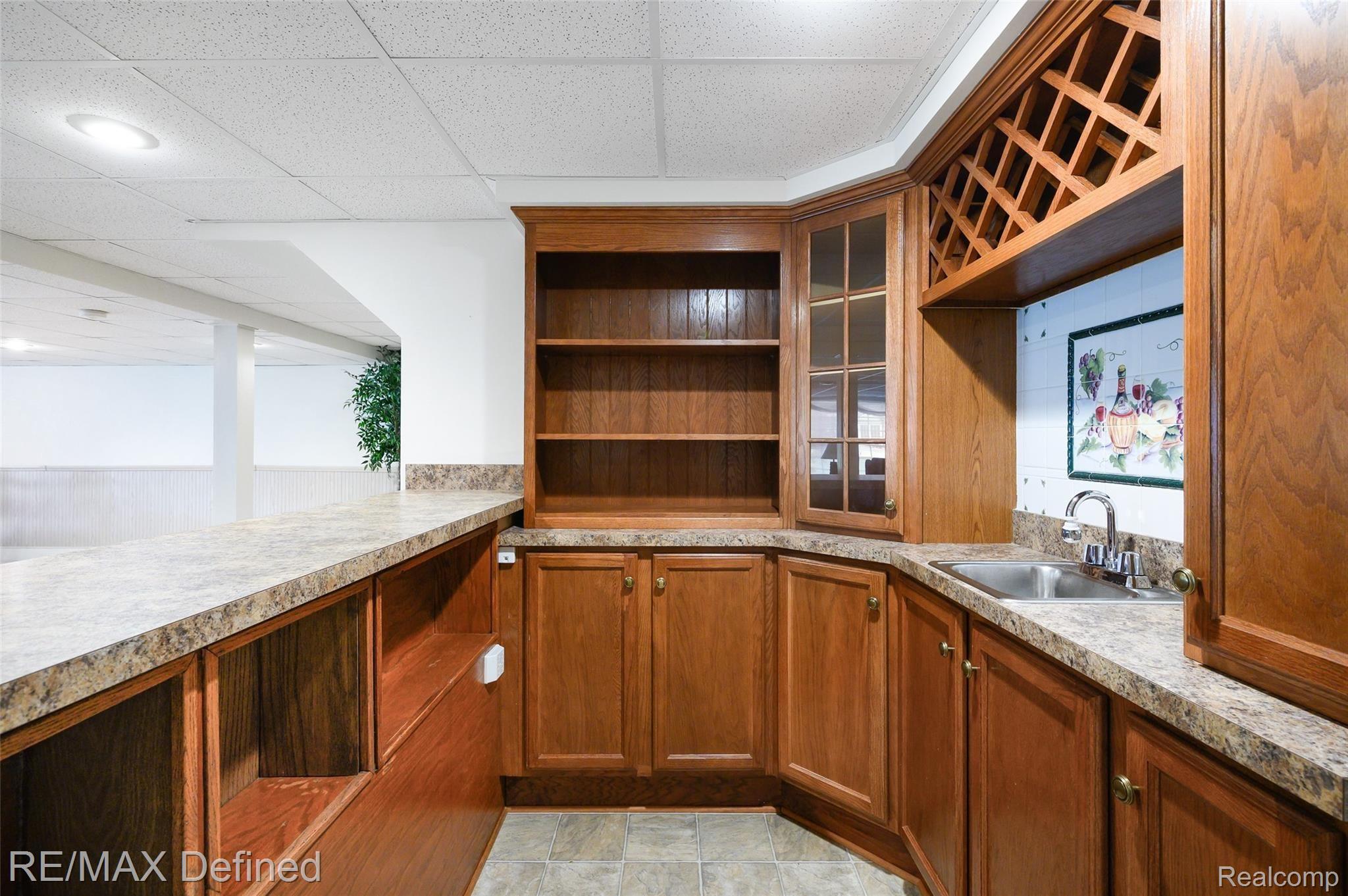 1606 Boulder Court Rochester, MI 48306 - Photo 31 of 43 1606-Boulder-Ct-33.jpg