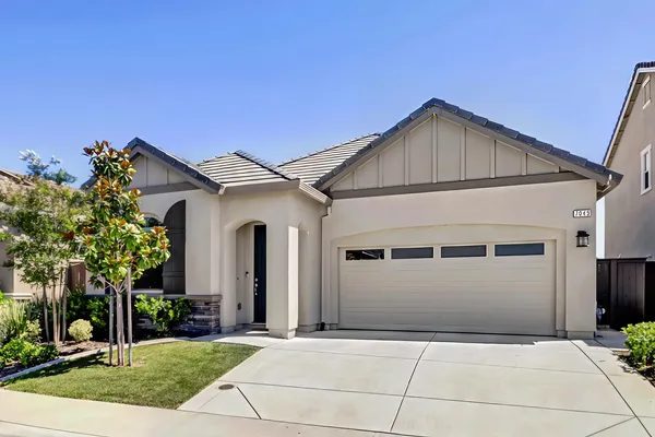 $678,000 | 7049 Lakehaven Drive, Roseville, CA 95747