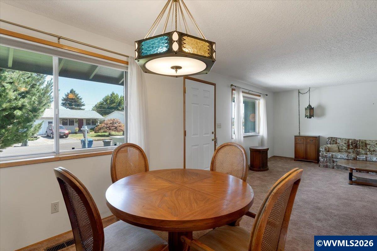 1465 Thompson Road Woodburn, OR 97071 - Photo 14 of 34 Gallery Image 14