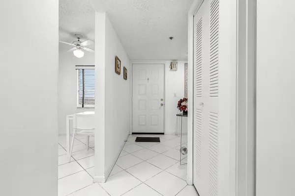 $3,200 | 7310 Ashford Place, Delray Beach, FL 33446