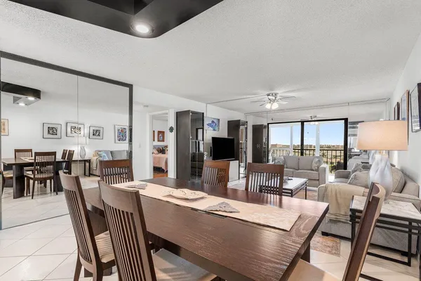 $3,200 | 7310 Ashford Place, Delray Beach, FL 33446