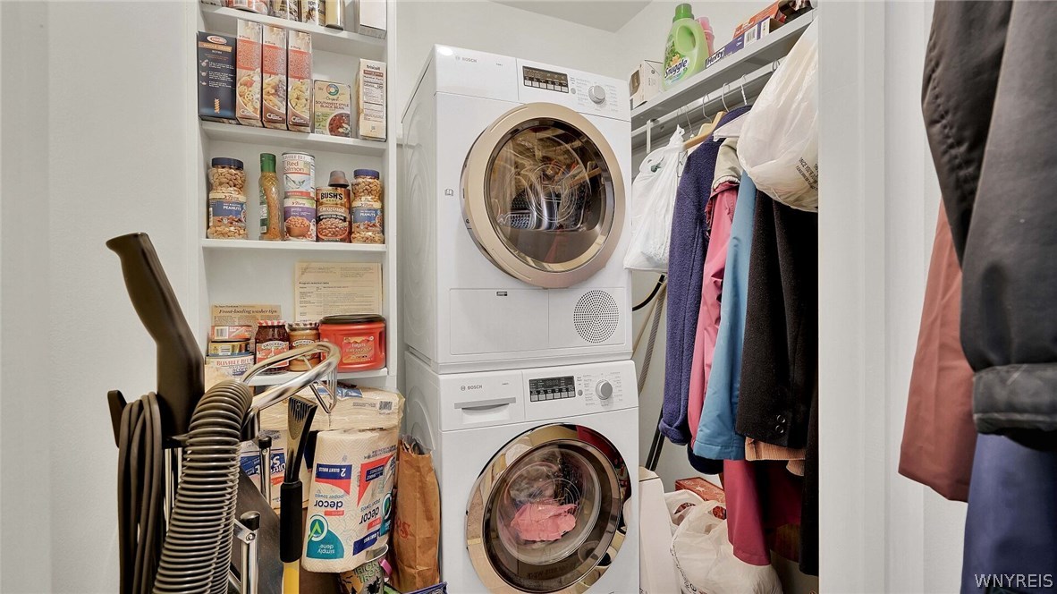 1370 Maple Road, Unit 4 Amherst, NY 14221 - Photo 17 of 26