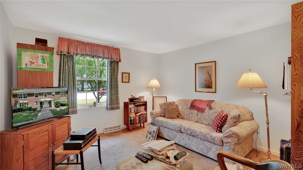 1370 Maple Road, Unit 4 Amherst, NY 14221 - Photo 18 of 26