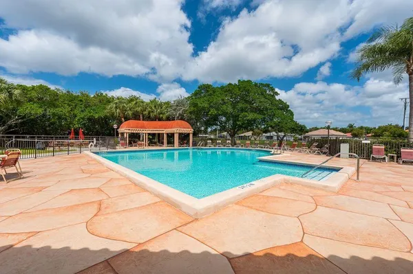 $389,900 | 65 Centennial Court, Deerfield Beach, FL 33442