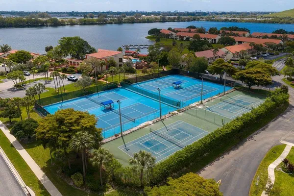 $389,900 | 65 Centennial Court, Deerfield Beach, FL 33442
