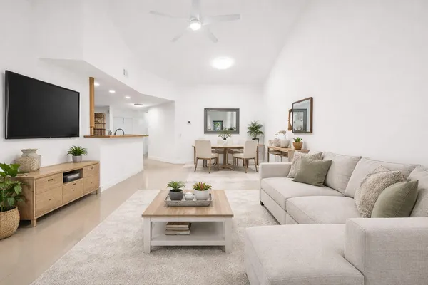 $389,900 | 65 Centennial Court, Deerfield Beach, FL 33442