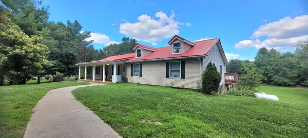 $485,000 | 5255 North Mt Pleasant Road, Greenbrier, TN 37073