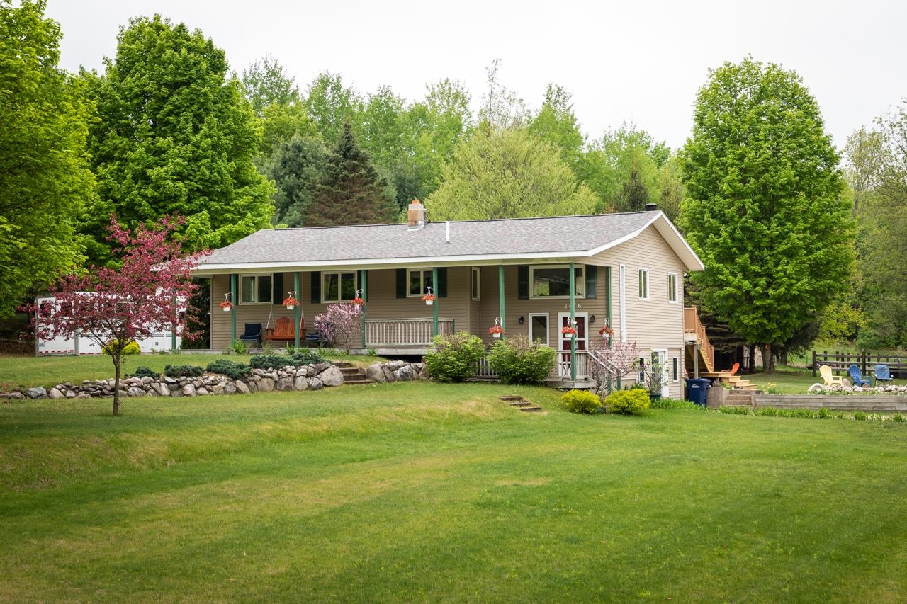 1476 North Betsie River Road Interlochen, MI 49643 - Photo 5 of 43 1907021-4.JPG