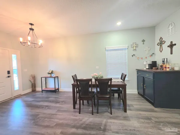 $2,100 | 826 Smiley Circle, Pensacola, FL 32514