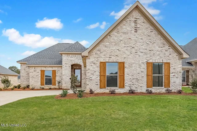 $399,900 | 1010 Kensington Drive, Flowood, MS 39232