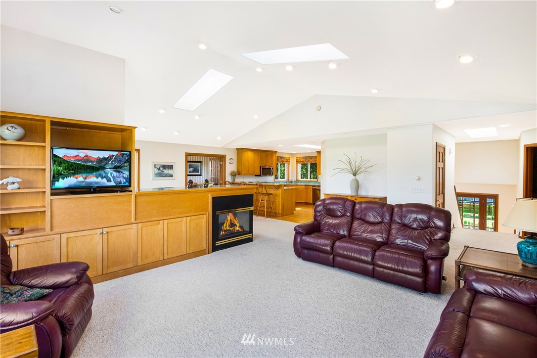 14145 Avon Allen Road Mount Vernon, WA 98273 - Photo 14 of 40 Gallery Image 14